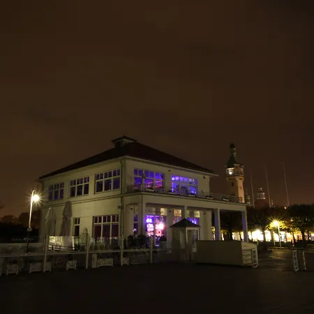 Nadmorski 1 סופוט